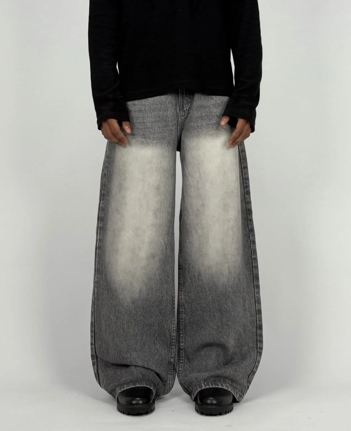 UNISEX GREY WASH BAGGY JEANS